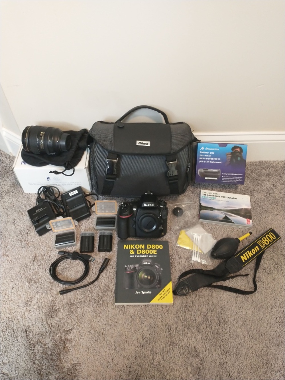 Nikon D800 DSLR Camera Body - Low Shutter Count + Accessories